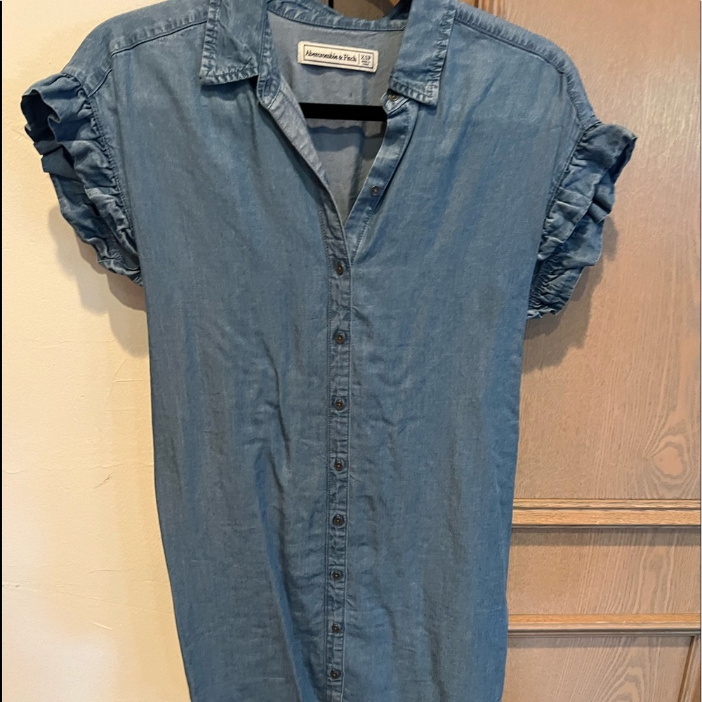 Abercrombie and Fitch button down chambray shirt dress